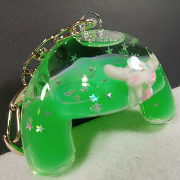 Hello Kitty and Friends Sanrio Green Cinnamoroll Glass Keychain Tsunameez - Picture 3 of 5